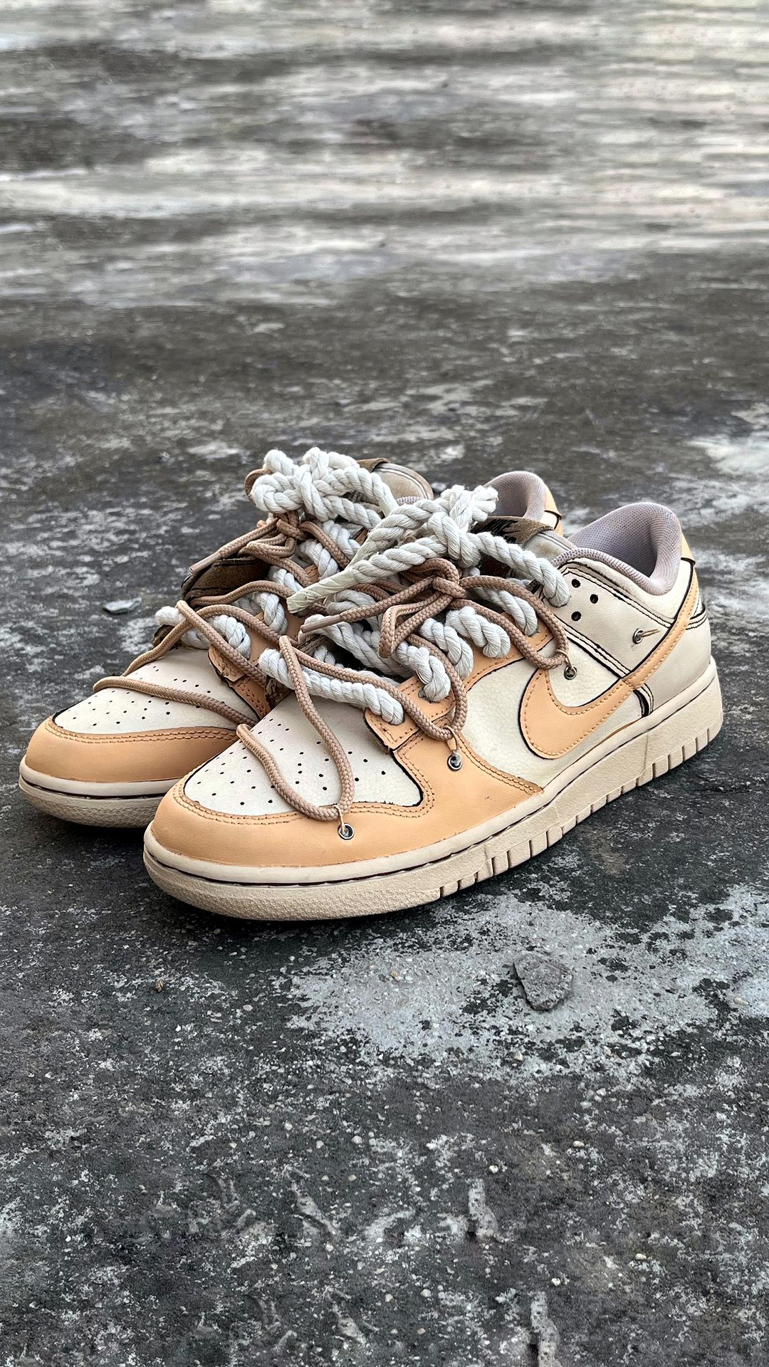 Extra Lace Classical Khaki White Custom Air Force 1