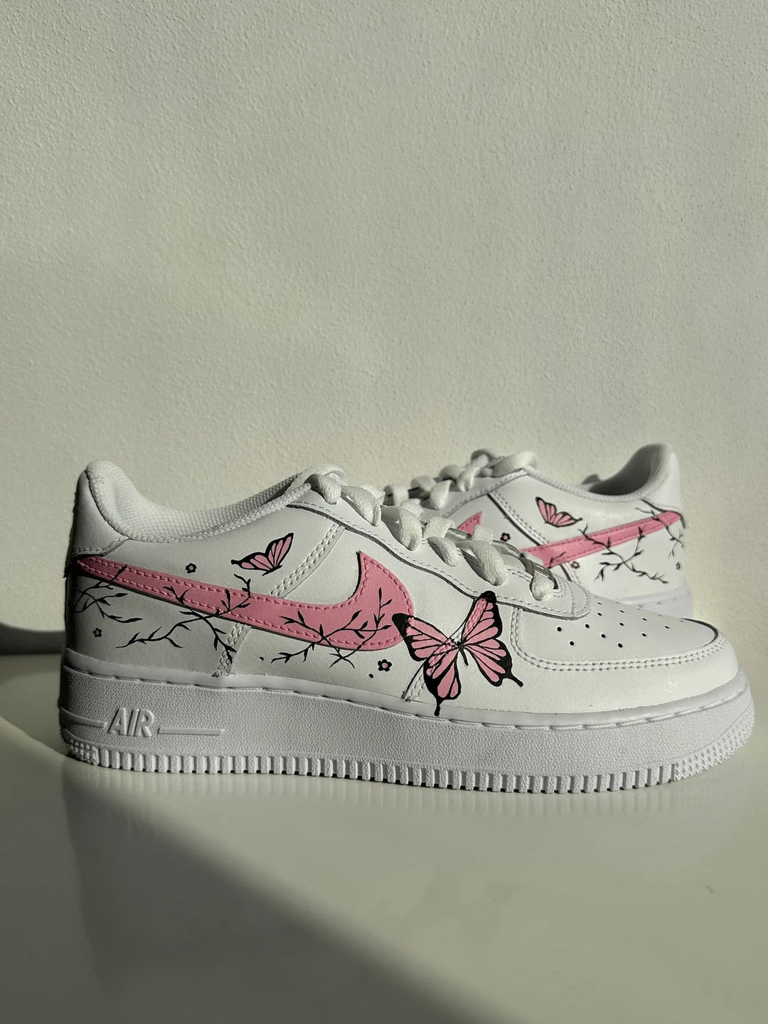 Custom Air Force 1 White Pink Butterflies