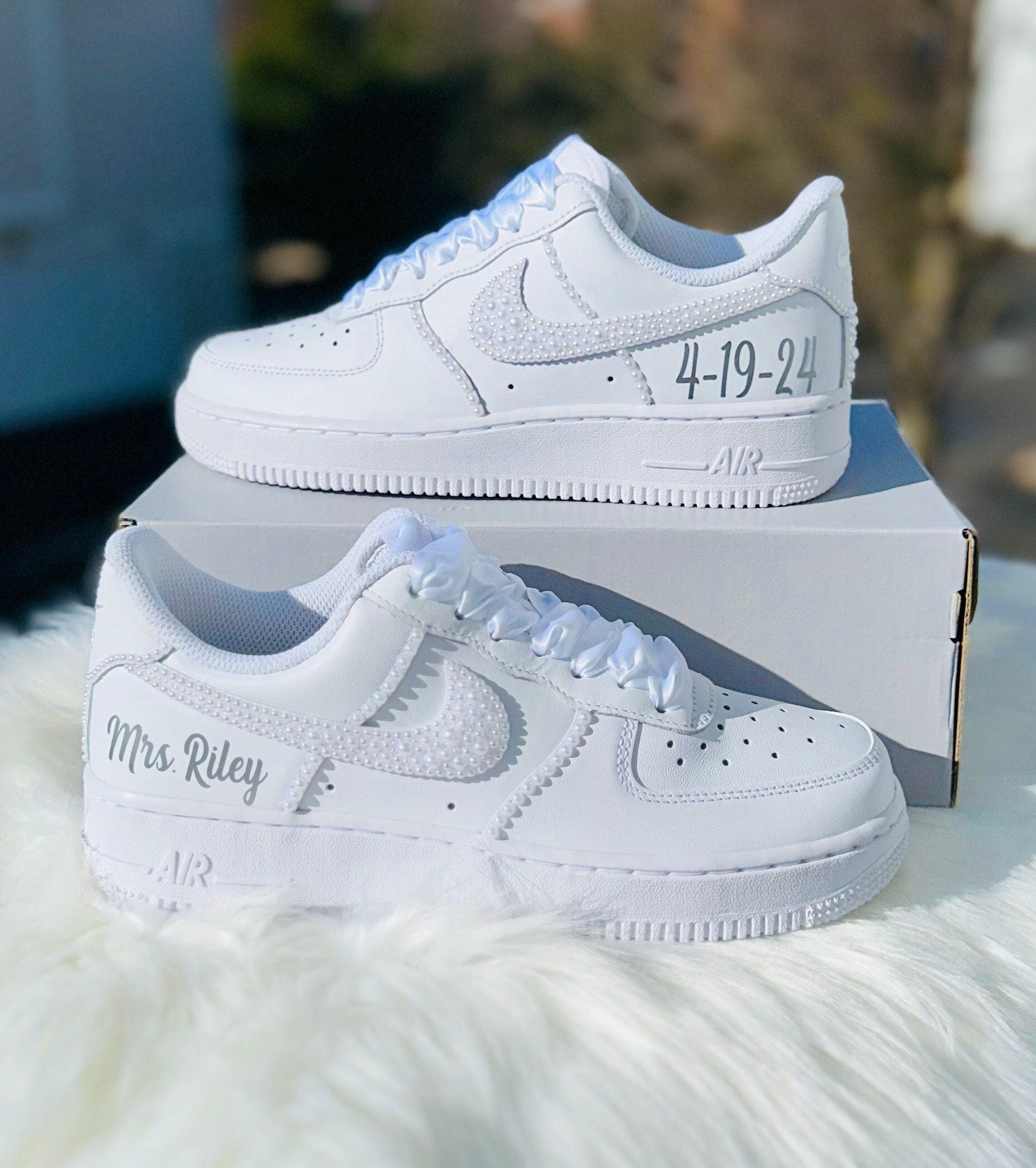 Air force 1 white womens custom best sale