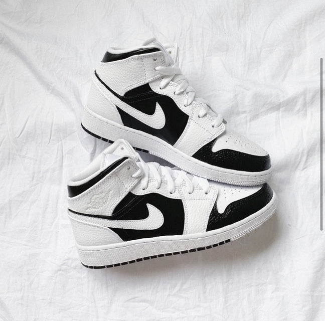 Custom Air Jordan 1 White Black