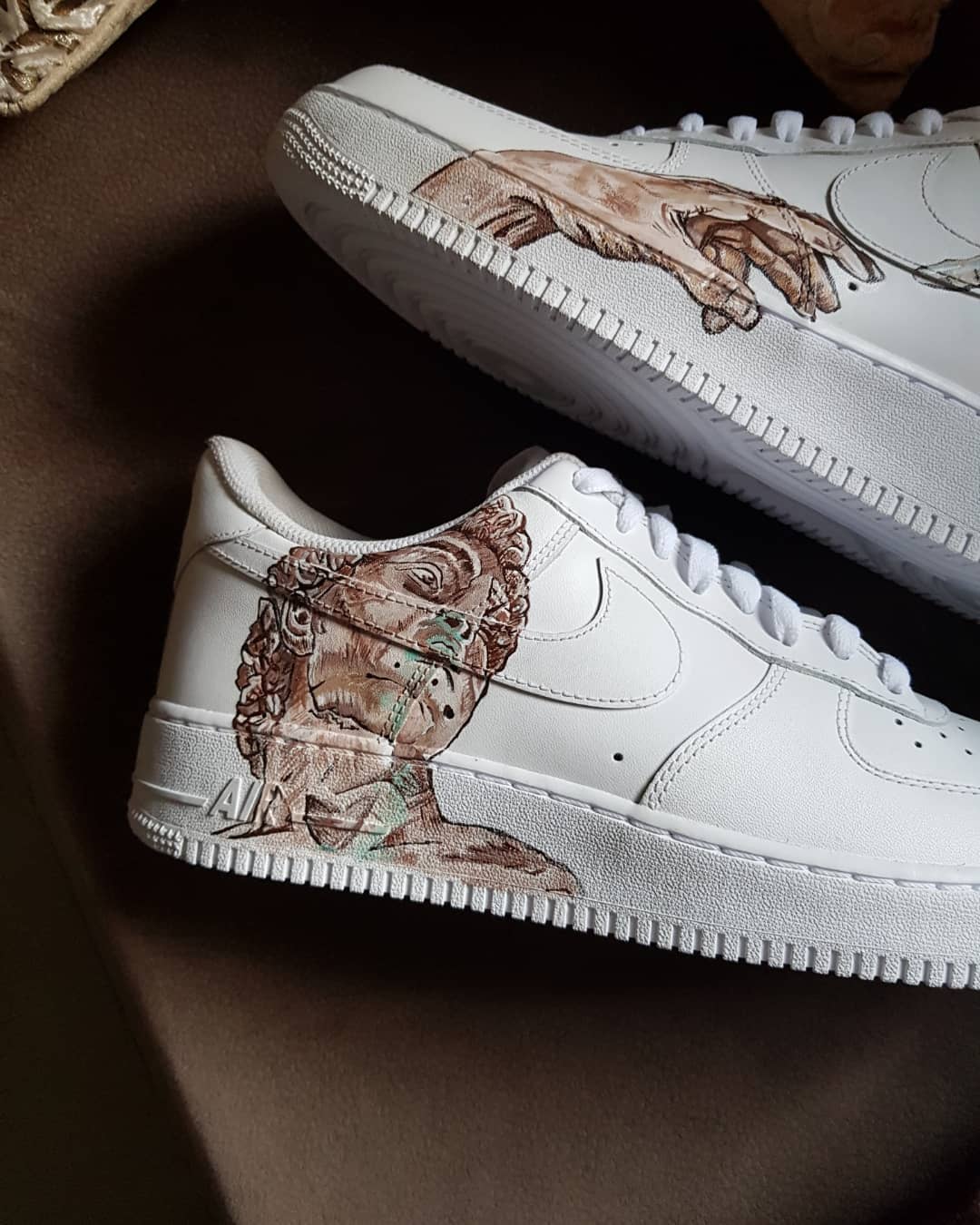 Sculpture Hand Brown Custom Air Force 1