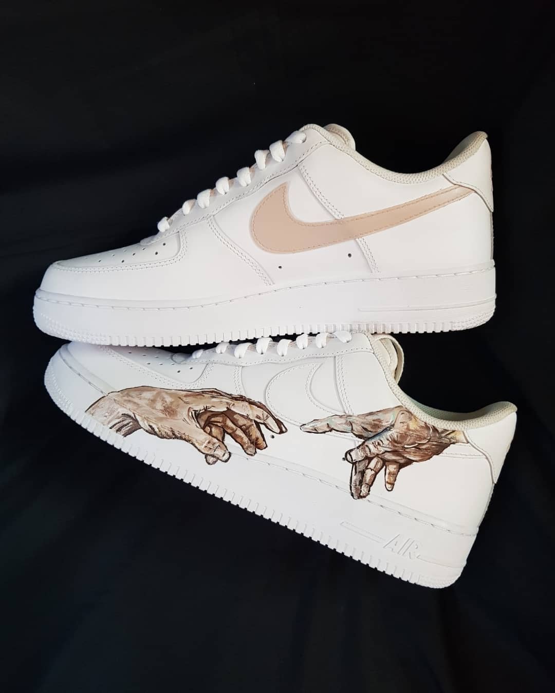 Sculpture Hand Brown Custom Air Force 1