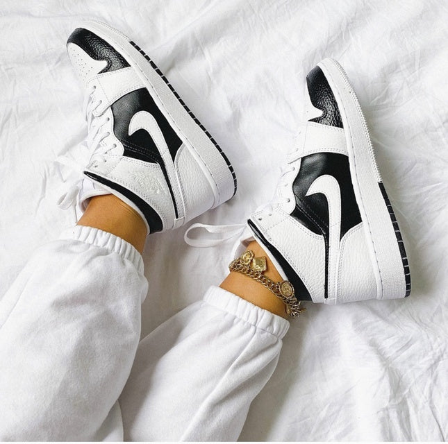 Custom Air Jordan 1 White Black