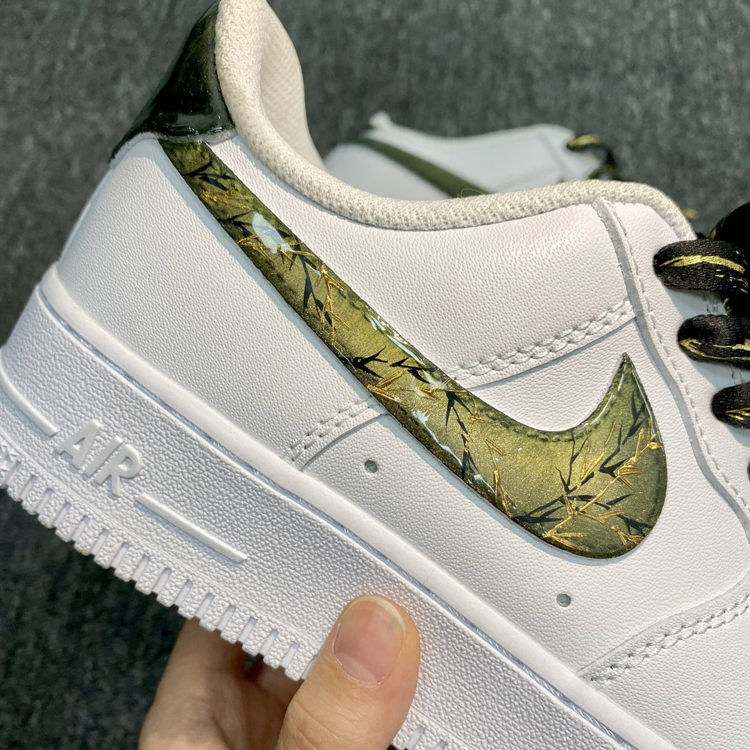 Custom Air Force 1 White Gold Cracked Pattern With Gold Splashes