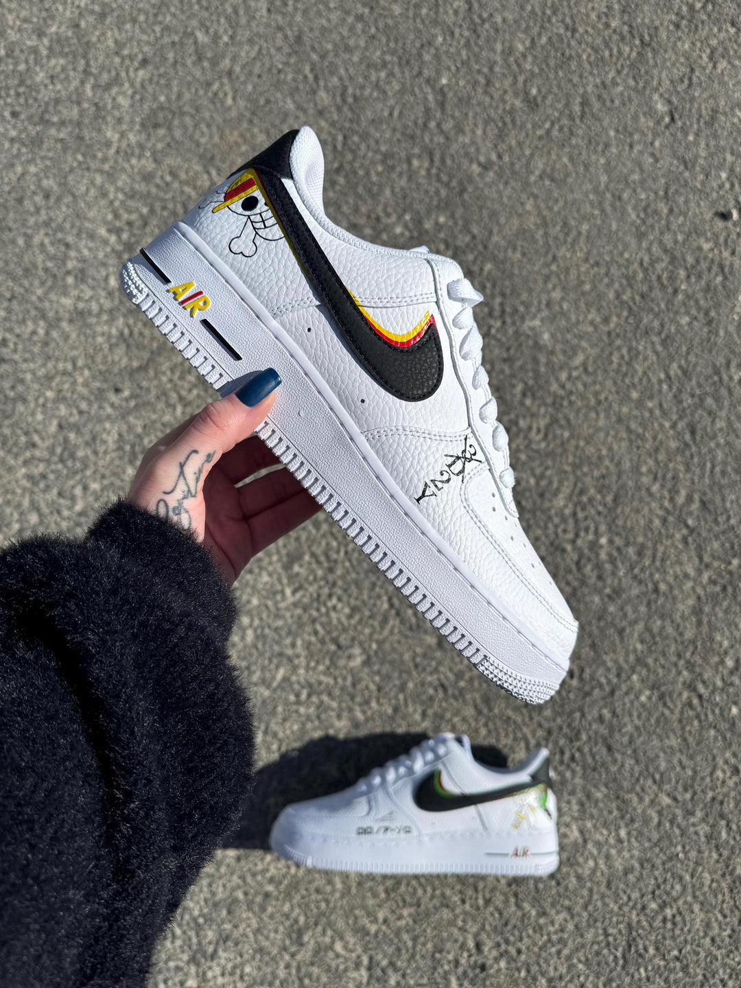 Custom Air Force 1 White With One Piece Cartoon