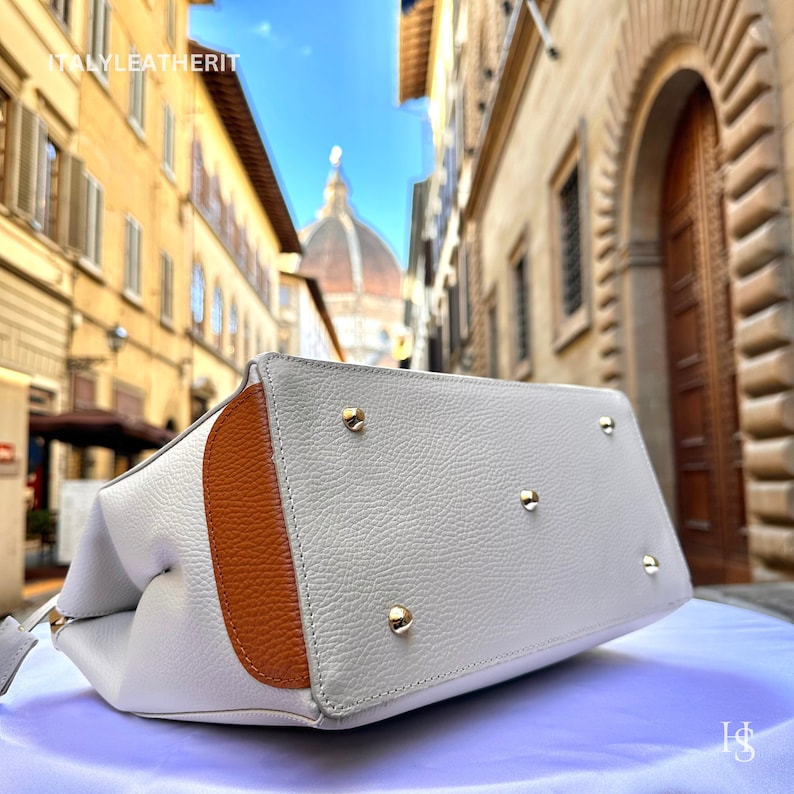 Product Title
Custom Air Force 1 Custom Sneakers Matching Off-white Tan Italian Genuine Leather Tote Bag Gold Hardware Detachable Shoulder Strap Luxury Women's Top Handle Crossbody Handbag