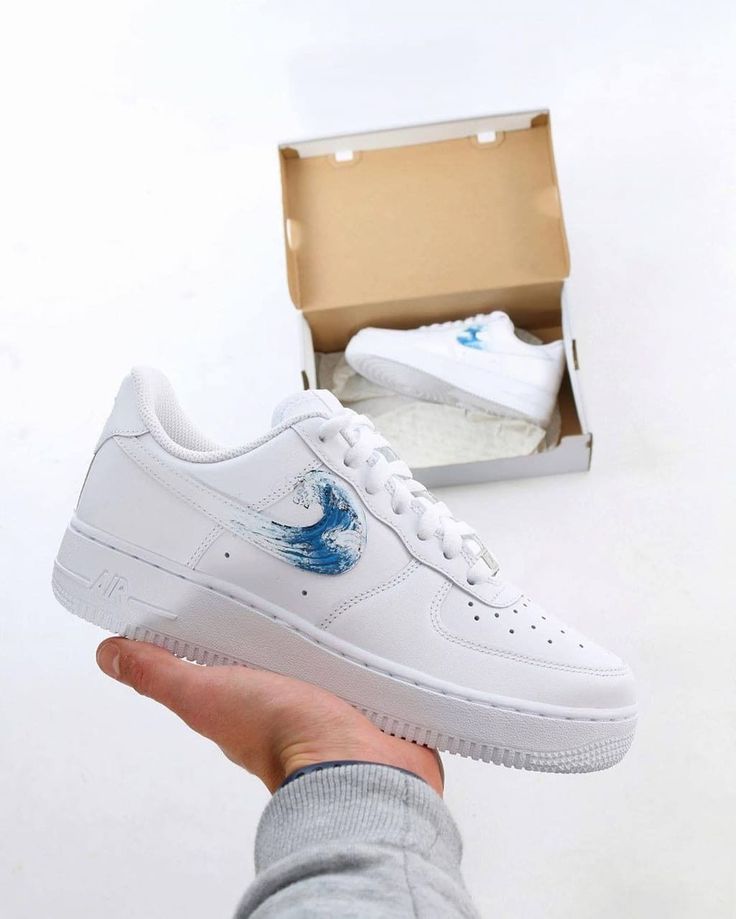 Wave Design White Custom Air Force 1 – XX CUSTOM